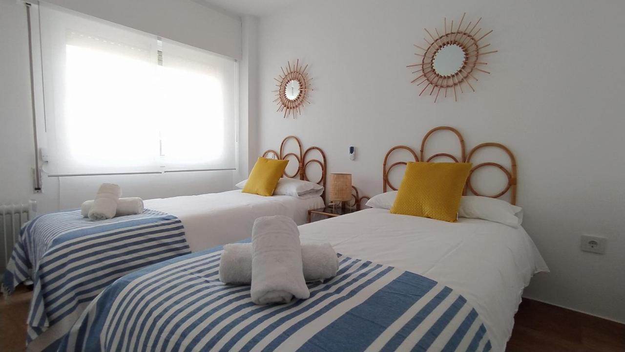 Azahar-playa By Cadiz4rentals * Cadix